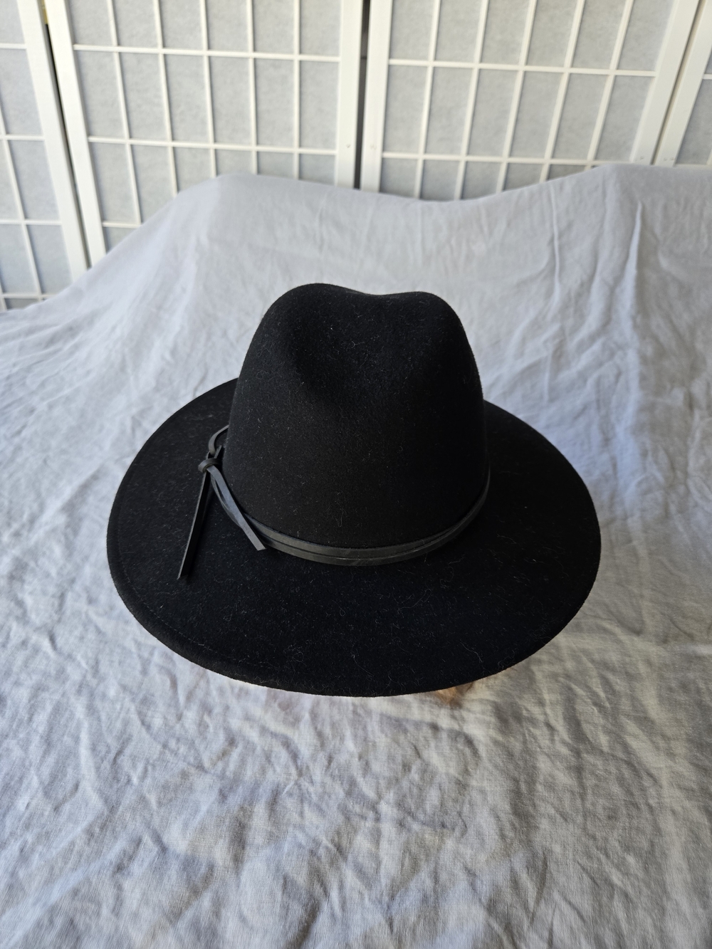 Wyeth Black Felt Fedora Hat with Leather Band - Men Accessories